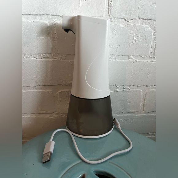 Automatic sensor soap dispenser - rechargeable - Picture 4 of 6